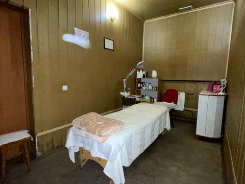 комерційна за адресою Селікатників, 13