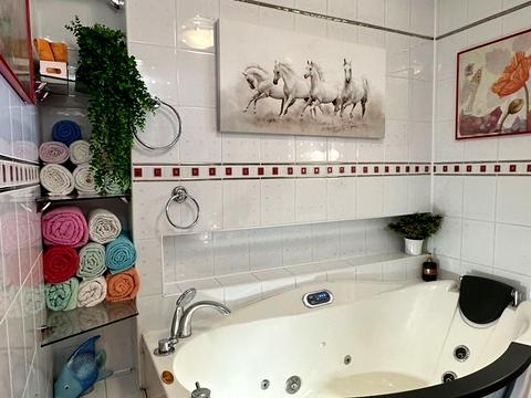 квартира за адресою Київ, Велика Житомирська вул., 27