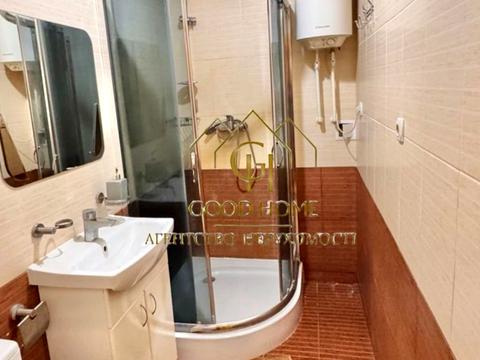 комерційна за адресою Привокзальна площа, 4