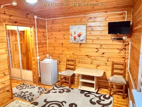 комерційна за адресою Привокзальна площа, 4