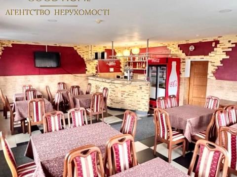 комерційна за адресою Привокзальна площа, 4