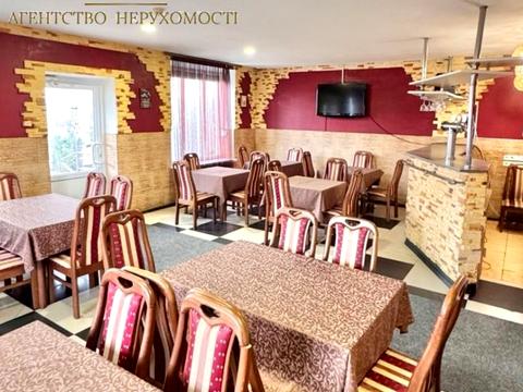 комерційна за адресою Привокзальна площа, 4