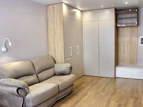 квартира за адресою Київ, Драгоманова вул., 10