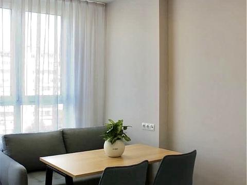 квартира за адресою Київ, Драгоманова вул., 10