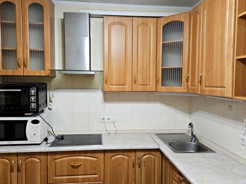 квартира по адресу Червоной Калины просп. (Владимира Маяковского), 2-А