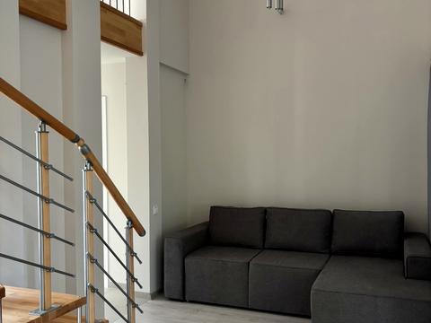 будинок за адресою с. Гнідин, Центральна вул.