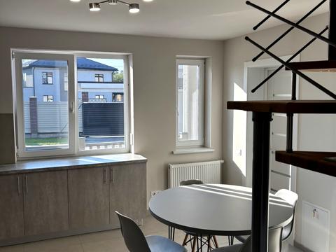 будинок за адресою с. Гнідин, Центральна вул.