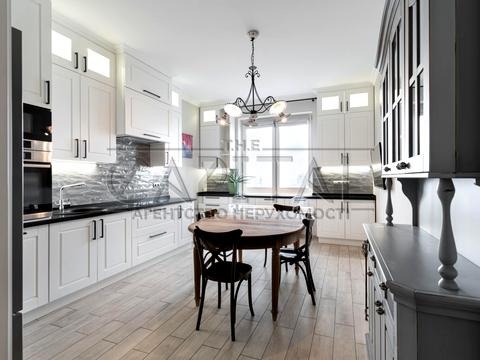 квартира по адресу Институтская ул., 18