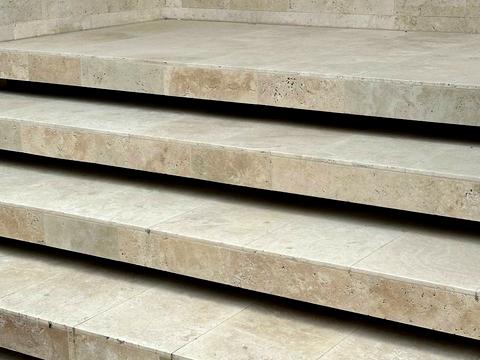 будинок за адресою Євгена Коновальця вул., 49