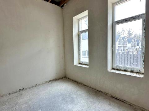 будинок за адресою Євгена Коновальця вул., 49