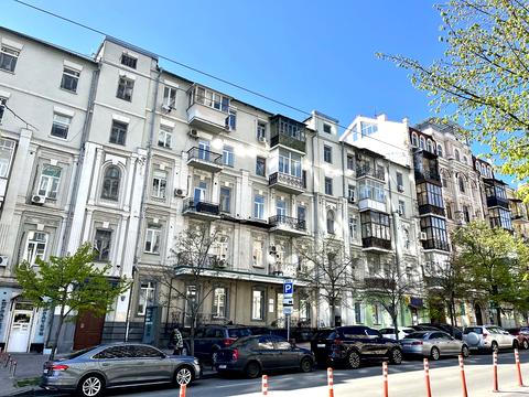 квартира за адресою Шота Руставелі вул., 40