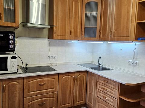 квартира по адресу Червоной Калины просп. (Владимира Маяковского), 2-А