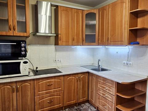 квартира по адресу Червоной Калины просп. (Владимира Маяковского), 2-А