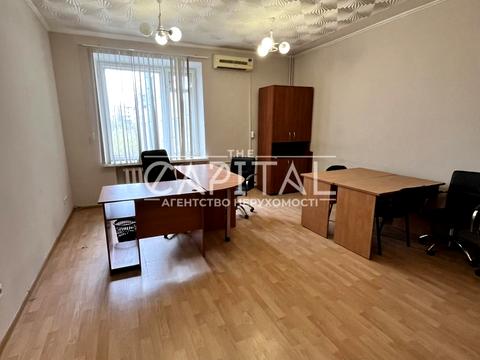 коммерческая по адресу Амвросия Бучмы бульв., 5/1