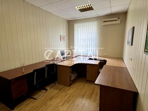 коммерческая по адресу Амвросия Бучмы бульв., 5/1