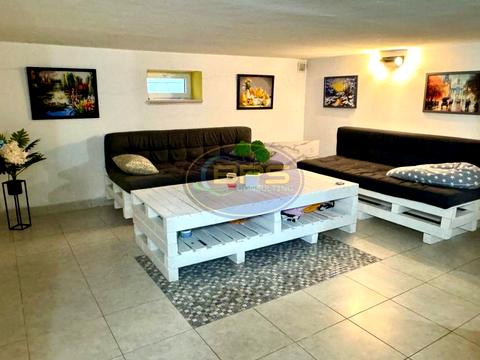 будинок за адресою Світла вул.