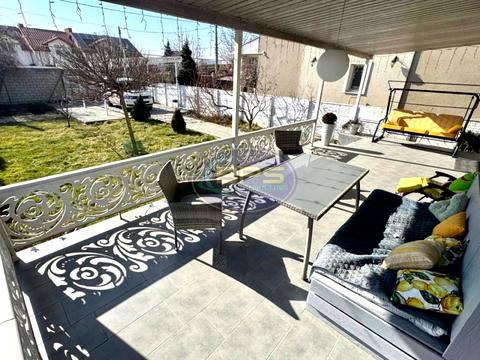 будинок за адресою Світла вул.