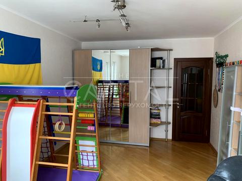 квартира за адресою Феодосійський пров., 14-А