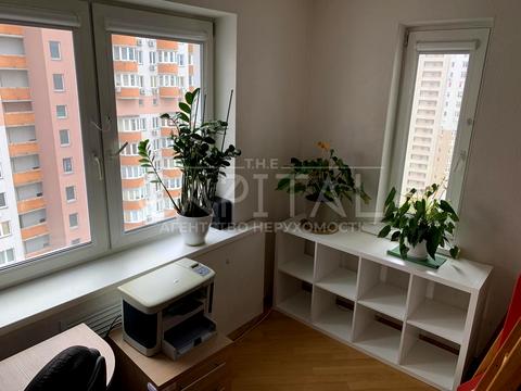 квартира за адресою Феодосійський пров., 14-А