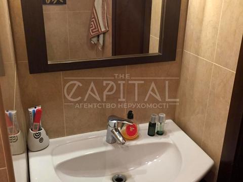 квартира за адресою Феодосійський пров., 14-А