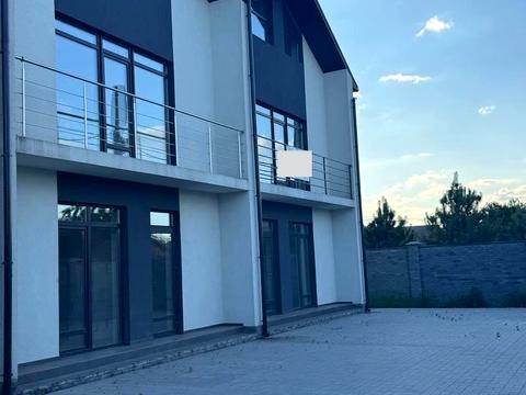 будинок за адресою східно-дальній-5