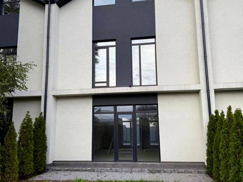 будинок за адресою східно-дальній-5