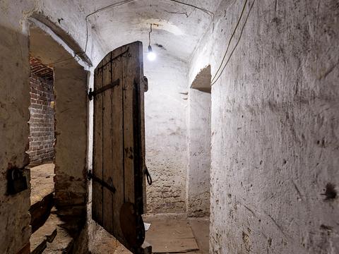 будинок за адресою Шумлянських вул. (Івана Сєченова), 15