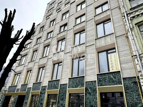 комерційна за адресою Володимирська вул., 86-А