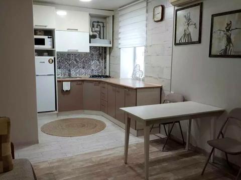 квартира по адресу Академика Филатова ул., 84