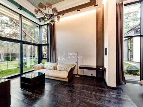 будинок за адресою Анатолія Солов'яненка