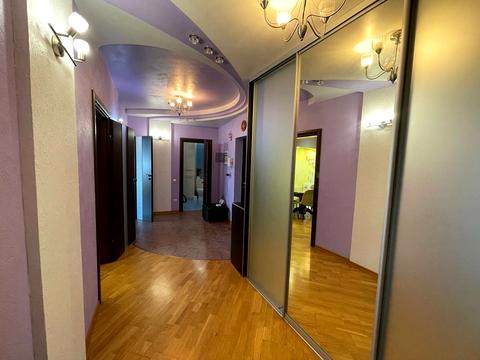 квартира за адресою Дніпровська набережна вул., 19