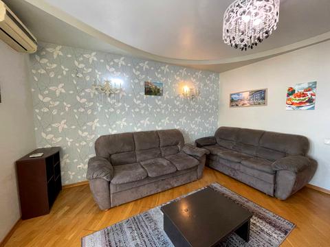 квартира за адресою Дніпровська набережна вул., 19