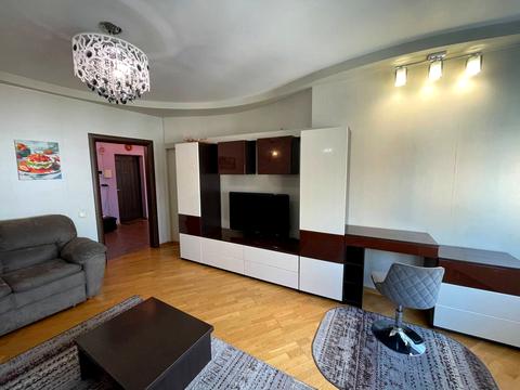 квартира за адресою Дніпровська набережна вул., 19