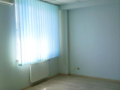 коммерческая по адресу Богдана Хмельницкого ул., 200