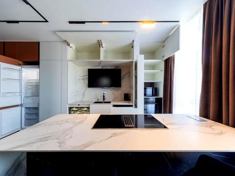 квартира за адресою Салютна вул., (Будинок 02301-02303)