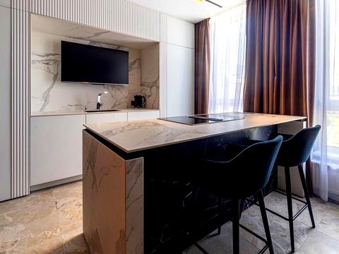 квартира за адресою Салютна вул., (Будинок 02301-02303)