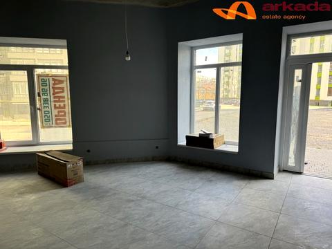 комерційна за адресою Приозерна вул., 28