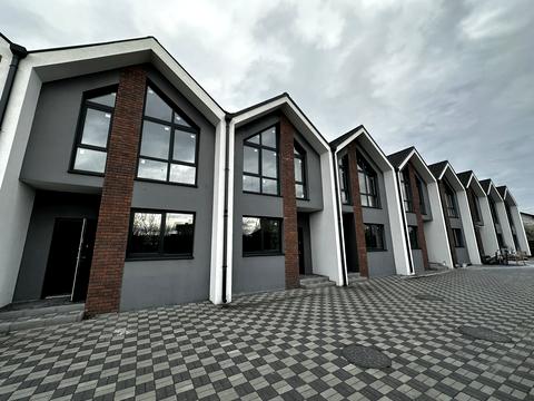 будинок за адресою с. Хотянівка, Молодіжна вул., 2