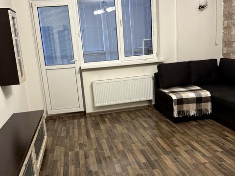 квартира по адресу Василия Симоненко ул., 5