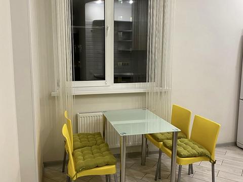 квартира по адресу Василия Симоненко ул., 5