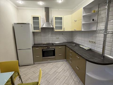 квартира по адресу Василия Симоненко ул., 5