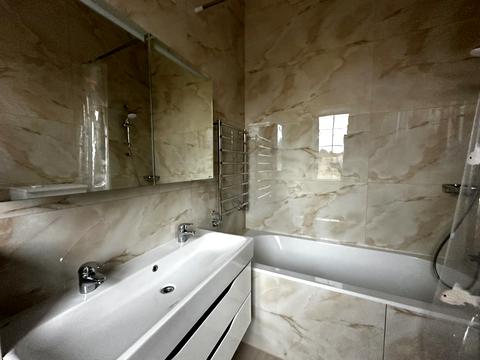 будинок за адресою Сонячний, 5