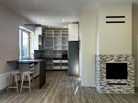 будинок за адресою Сонячний, 5