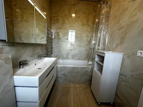 будинок за адресою Сонячний, 5