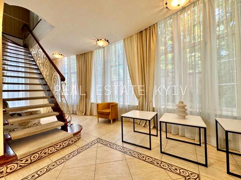 коммерческая по адресу Менделєєва ул., 41