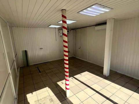 коммерческая по адресу Ивана Миколайчука ул., 17