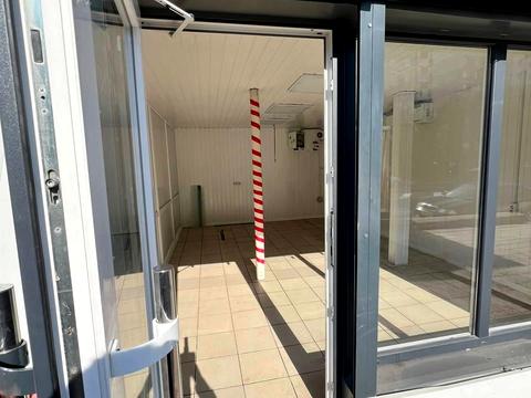 коммерческая по адресу Ивана Миколайчука ул., 17