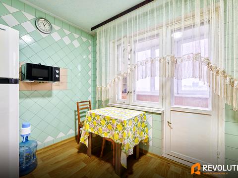 квартира по адресу Червоной Калины просп. (Владимира Маяковского), 22