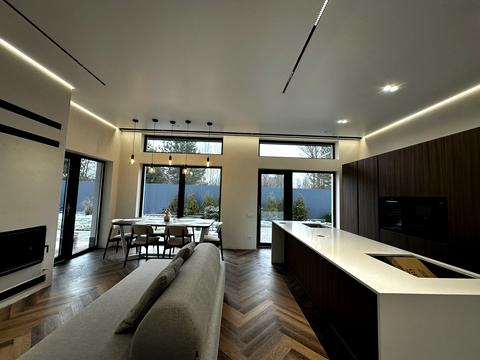 будинок за адресою Київська