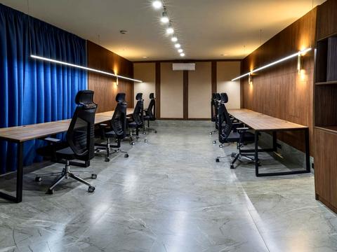 комерційна за адресою Іоанна Павла II вул. (Патріса Лумумби), 6/1